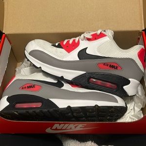 NIKE AIR MAX 90